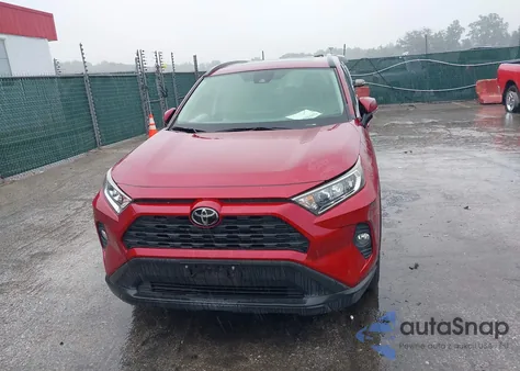 2019 Toyota Rav4 Xle from USA, damaged, VIN JTMP1RFV9KJ008226
